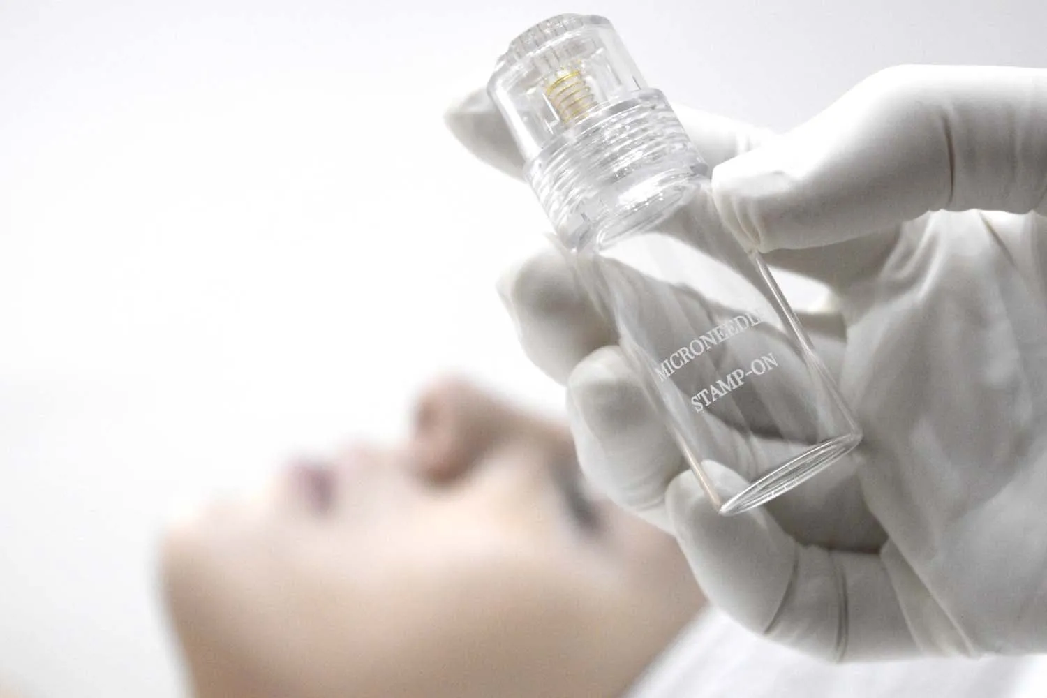 Dermastir Microneedling Stamp-on Gold 24k